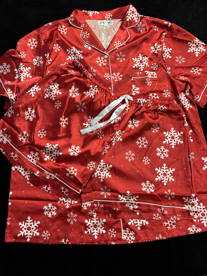 Ashleigh & Co - Snowflake PJs