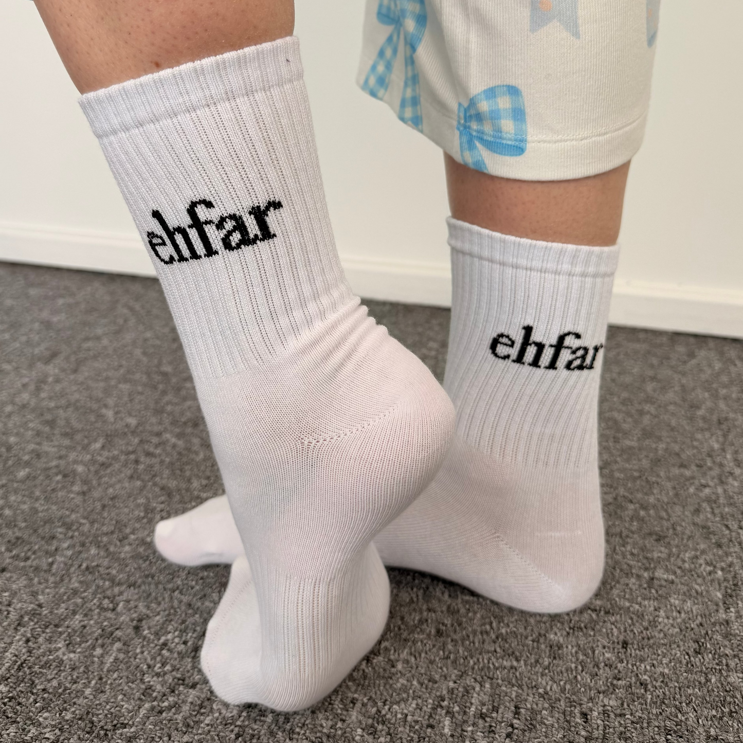 EHFAR white crew socks